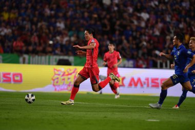 Bangkok, Tayland - 26 Mart 2024 - Dünya Kupası sırasında Güney Kore 'nin Cho Gue Sung # 9. Oyuncusu Rajamangkala Stadyumu' nda Güney Kore 'ye karşı mücadele etti.