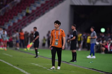 Bangkok, Tayland - 26 Mart 2024: Tayland Dünya Kupası 'nda Masatada Ishii' nin baş antrenörü, Tayland 'daki Rajamangkala Stadyumu' nda Güney Kore maçına çıktı.    