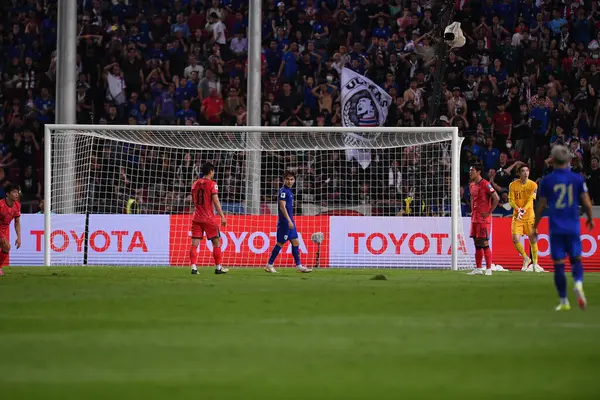 BANGKOK, THAILAND-26 MARCH, 2024: Jaroensak Wonggorn # 13 Tayland Kupası sırasında Tayland ile Güney Kore arasındaki rajamangkala stadyumu, Tayland