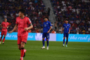 Bangkok, Tayland - 26 Mart 2024: Weerathep Pompan 22 numaralı Tayland Dünya Kupası 'nda Tayland ile Tayland arasındaki rajamangkala Stadyumu maçına çıktı.