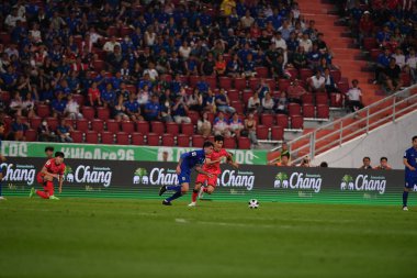 Bangkok, Tayland - 26 Mart 2024: Dünya Kupası sırasında Tayland ile Tayland arasında Tayland 'daki rajamangkala Stadyumu' nda oynanan 12 numaralı SAA Mickelson