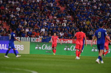Bangkok, Tayland - 26 Mart 2024 - Tayland 'daki Rajamangkala Stadyumu' nda Tayland ile Güney Kore arasında oynanan Dünya Kupası sırasında Son Heung Min # 7 Güney Kore Oyuncusu.