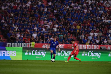 Bangkok, Tayland - 26 Mart 2024: Dünya Kupası sırasında Tayland ile Tayland arasında Tayland 'daki rajamangkala Stadyumu' nda oynanan 12 numaralı SAA Mickelson