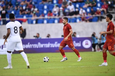 Chiangmai - Tayland, 25 Eylül 2022: Kritsada Kaman # 5 Tayland Kupası 'nda Tayland' ın 700 yıllık stadyumu, Tayland
