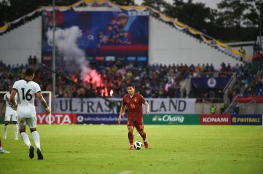 Chiangmai - Tayland, 25 Eylül 2022: Phitiwat Sookjitthammakul # 16 Tayland Kupası sırasında Tayland ile Malezya arasında 700 yıllık stadyum, Tayland