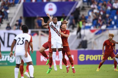 Chiangmai - Tayland, 25 Eylül 2022: Levi Garcia # 11 Trinidad ve tütün sanatçısı Tayland 'ın 700 yıllık stadyumunda, Tayland ile Tayland arasında oynanan kupa maçında