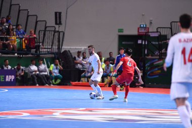 Bangkok, Tayland - 28 Nisan 2024: Mahdi Karimi # 11 İran Oyuncusu 2024 Asya Kupası sırasında Tayland 'ın Bangkok Arena kentinde oynanan maçta