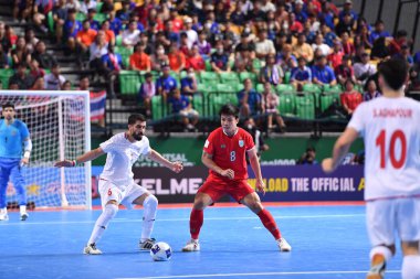 Bangkok, Tayland - 28 Nisan 2024: Worasak Srirangpirot # 8 Tayland Oyuncusu 2024 Asya Kupası sırasında Tayland 'ın Bangkok Arena kentinde oynanmıştır.