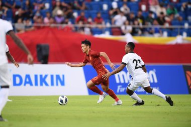 Chiangmai - Tayland, 25 Eylül 2022: Jakkaphan Kaewprom # 10 Tayland Kupası 'nda Tayland ile Tayland arasında 700 yıllık stadyum, Tayland