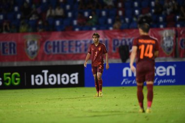 Chiangmai - Tayland, 25 Eylül 2022: Chatmongkol Rueangthanarot # 2 Tayland Kupası sırasında Tayland ile Malezya arasında 700 yıllık stadyum, Tayland
