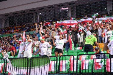 Bangkok, Tayland - 28 Nisan 2024: İran 'ın Tayland' daki Bangkok Arena, Tayland 'a karşı 2024 Asya Kupası' nda attığı gol nedeniyle İran destekçileri tarafından kutlandı