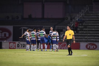 Bangplee-Samutprakan-10NOV2021: Samutprakan şehri ile Tayland 'daki samutprakan Stadyumu' nda birleşen Muangthong arasında geçen 2021 yılının samutprakan kenti oyuncuları