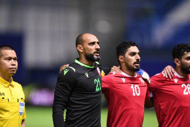 Pathumthani - Tayland, 31 Mayıs 2022: Tayland 'ın Bg Stadyumu' ndaki Bahreyn maçında Muhammed Jaffar # 21 Barrain oyuncusu