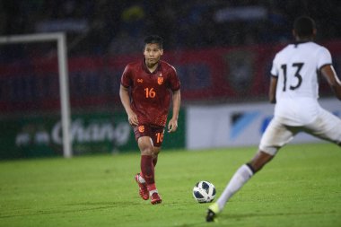 Chiangmai - Tayland, 25 Eylül 2022: Phitiwat Sookjitthammakul # 16 Tayland Kupası sırasında Tayland ile Malezya arasında 700 yıllık stadyum, Tayland