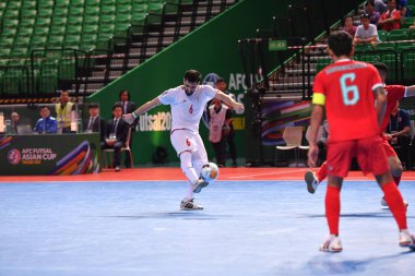 Bangkok, Tayland - 28 Nisan 2024: Mohammadreza Sangdefidi # 6 İran Kupası 2024 'te Tayland' ın Bangkok Arena kentinde oynanan Asya Kupası sırasında