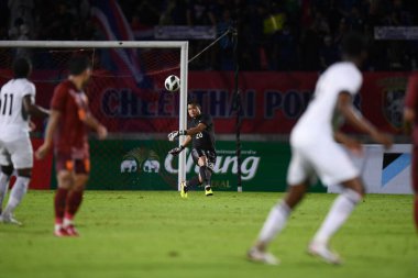 Chiangmai - Tayland, 25 Eylül 2022: Kittipong Phoothawchuek # 20 Tayland futbolcusu Tayland ile Malezya arasında 700 yıllık stadyum, Tayland