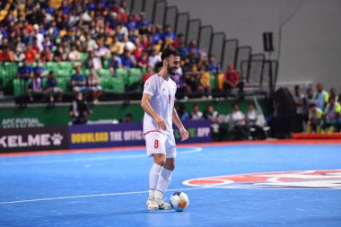 Bangkok, Tayland - 28 Nisan 2024: İran ile Bangkok Arena arasında oynanan 2024 Asya Kupası sırasında Müslüman Oladghobad # 8 İran Oyuncusu