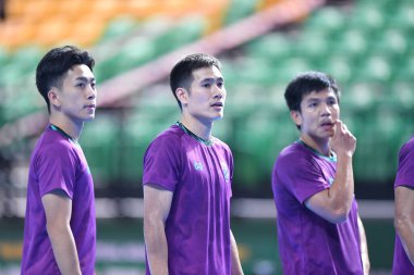 Bangkok, Tayland - 28 Nisan 2024: Itticha Praphaphan # 10 Tayland Oyuncusu 2024 Asya Kupası sırasında Tayland 'ın Bangkok Arena kentinde oynanan maçta