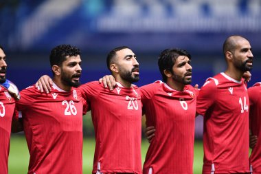 PATHUMTHANI, THAILAND -31 Mayıs 2022: Mahdi Humaidan # 20 Barrain oyuncusu Tayland ile Bahreyn arasındaki dostluk maçı sırasında bg stadyumu, Tayland