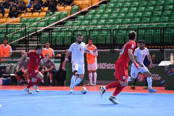 Bangkok, Tayland - 28 Nisan 2024: Saeid Ahmad Abbasi # 9 İran Oyuncusu İran ile Tayland arasında Bangkok Arena 'da oynanan 2024 Asya Kupası sırasında