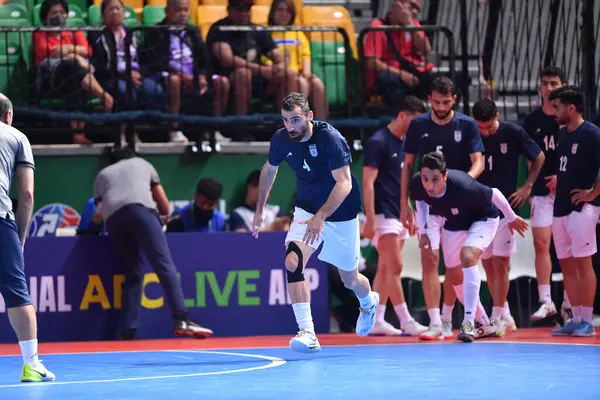 Bangkok, Tayland - 28 Nisan 2024: Saeid Ahmad Abbasi # 9 İran Oyuncusu İran ile Tayland arasında Bangkok Arena 'da oynanan 2024 Asya Kupası sırasında