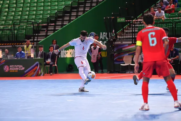 Bangkok, Tayland - 28 Nisan 2024: Mohammadreza Sangdefidi # 6 İran Kupası 2024 'te Tayland' ın Bangkok Arena kentinde oynanan Asya Kupası sırasında