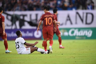 Chiangmai - Tayland, 25 Eylül 2022: Jakkaphan Kaewprom # 10 Tayland Kupası 'nda Tayland ile Tayland arasında 700 yıllık stadyum, Tayland