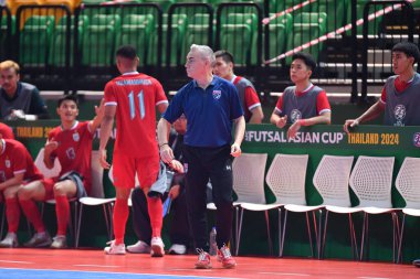 Bangkok, Tayland - 28 Nisan 2024: Miguel Rodrigo, Tayland 'ın Tayland' daki Bangkok Arena 'da İran ile 2024 Asya Kupası' nda teknik direktör olarak görev yaptı