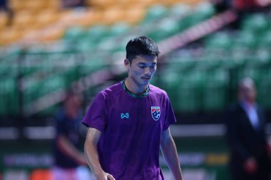 Bangkok, Tayland - 28 Nisan 2024: Therdsak Charoenphong # 13 Tayland Oyuncusu 2024 Asya Kupası sırasında Tayland 'ın Bangkok Arena kentinde oynanan maçta