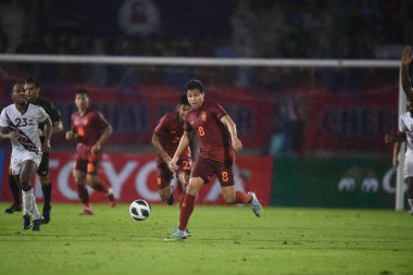 Chiangmai - Tayland, 25 Eylül 2022: Thitiphan Puangjan # 8 Tayland Kupası 'nda Tayland ile Tayland arasında 700 yıllık stadyum, Tayland