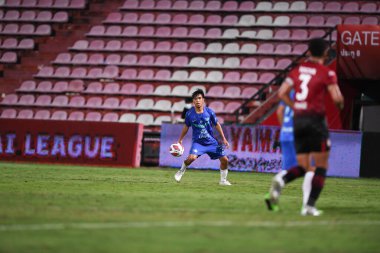 thaburi-thailand-12SEP2021-CHATMONGKOL RUEANGTHANAROT # 3, Muangthong ile Chonburi Fc arasında Thunderdome Stadyumu, Tayland