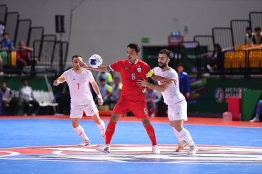 Bangkok, Tayland - 28 Nisan 2024: Jirawat Sornwichian # 6 Tayland Oyuncusu 2024 Asya Kupası sırasında Bangkok Arena 'da İran' a karşı 