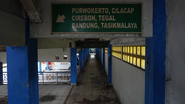 Sinal Verde Rota Para Cidade Purwokerto Cilacap Cirebon Tegal Bandung — Fotografia de Stock