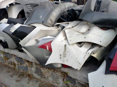 Bir grup plastik fiber tamponun bir sürü farklı boyutlarda yığının önünde yakın plan görüntüsü