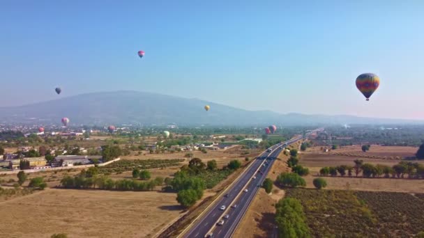 Úžasné Letecké Záběry Horkovzdušných Balónů Teotihuacan Během Východu Slunce Sluneční — Stock video