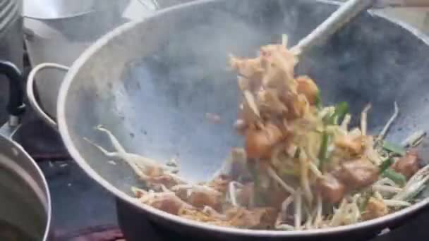 Pad Ταϊλάνδης Ζεστό Κατσαρόλα Στο Πίσω Μέρος Του Ταϊλανδέζικου Φαγητού — Αρχείο Βίντεο