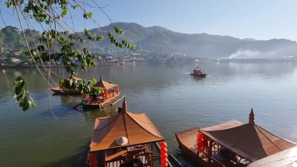 Ban Rak Thai Mae Hong Son Tailândia Janeiro 2022 Turistas — Vídeo de Stock