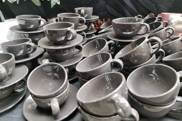 Mehrere Graue Kaffeetassen Auf Hintergrund Kombiniert — Stockfoto