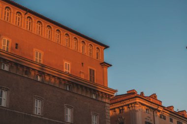 Roma'da Trastevere rahat eski sokak, İtalya. Trastevere Roma'nın Rione, Roma Tiber batı kıyısında, Lazio, İtalya. Roma'nın mimarisi ve simgesi