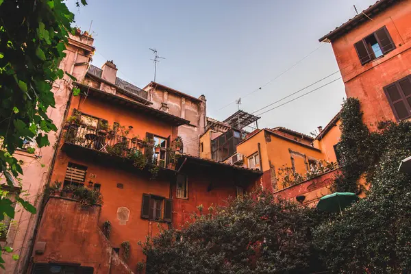 stock image Cozy old street in Trastevere in Rome, Italy. Trastevere is rione of Rome, on the west bank of the Tiber in Rome, Lazio, Italy. Architecture and landmark of Rome