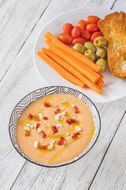 Yunanistan 'dan bir kase Tirokafteri peyniri.