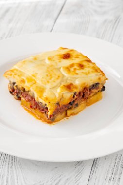 Yunan musakka patatesli patates tabanlı et