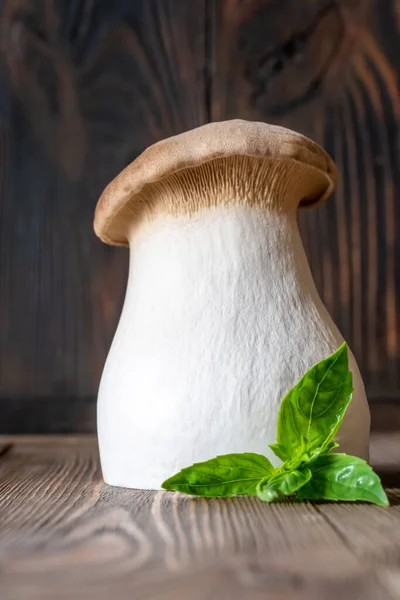 Fresh Raw King Oyster Mushroom Wooden Background — Stock Photo, Image