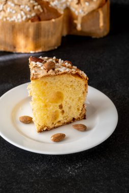 Kolombiya di Pasqua İtalyan geleneksel Paskalya ekmeği.