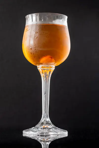 Glas Waterloo Cocktail Auf Schwarzem Hintergrund Stockfoto