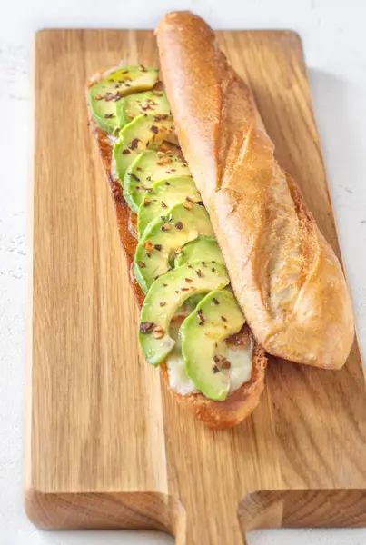 Baguette Smörgås Med Avokado Och Mozzarella Ost Stockfoto