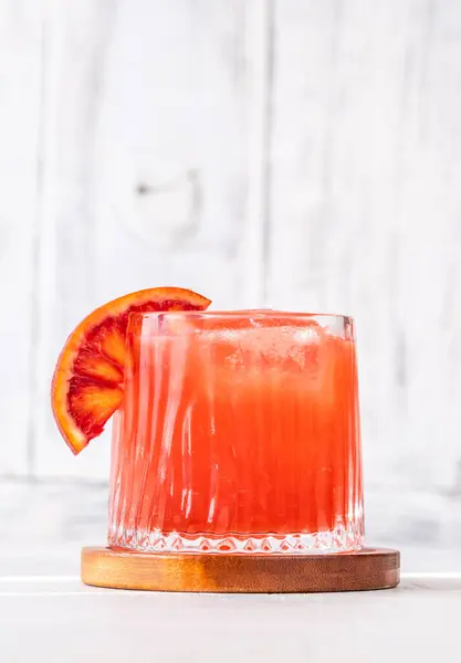 Sanguinello Cocktail Utsmyckad Med Blodapelsin Hjul Stockbild