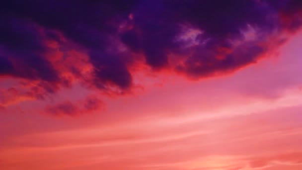 Sunset Timelapse Matahari Terbenam Merah Muda Dramatis Dengan Awan Petir — Stok Video