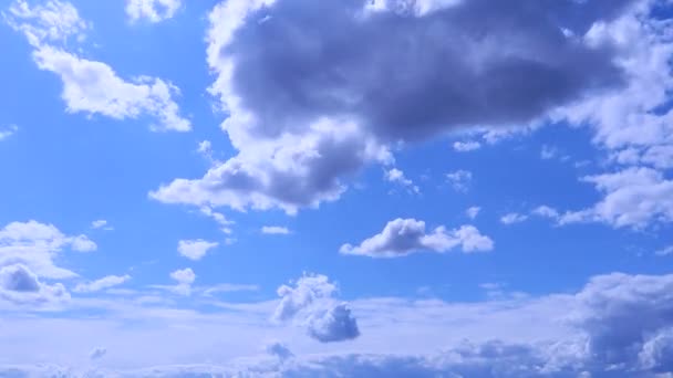 Niebo Chmury Timelapse Timelapse Filmy Słońce Świeci Przez Chmury Tle — Wideo stockowe