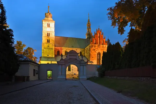Romersk Katolska Collegekyrkan Martin Opatow Den Romanska Arkitekturens Monument Polen — Stockfoto